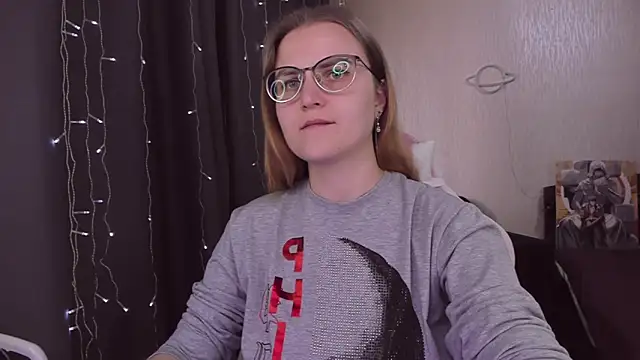 MissBrightShine online show from 10-04-25, 10:02