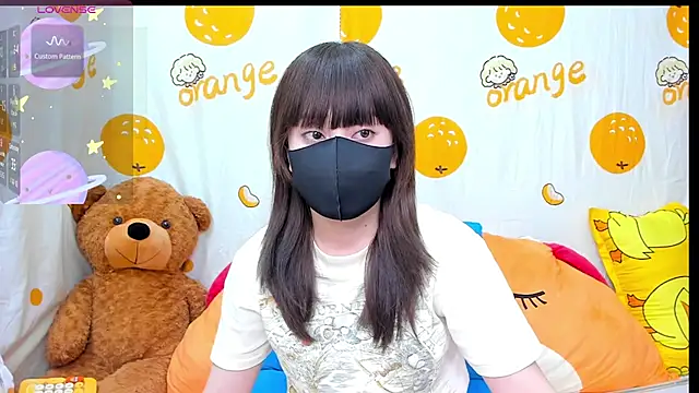 alonelove   online show from 10-19-25, 02:23