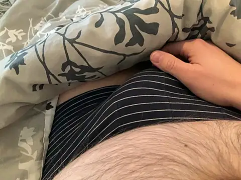 Snapshot of Benni81nrw chatting on 02-04-26, 03:40 Benni81nrw online show from 02-04-26, 03:40