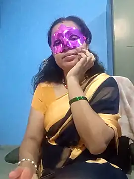 Snapshot of SANJU5888 chatting on 01-17-26, 07:13 SANJU5888 online show from 01-17-26, 07:13