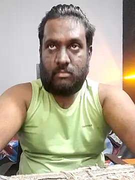 Snapshot of Rayansmith_ chatting on 03-22-25, 01:32 Rayansmith online show from 03-22-25, 01:32