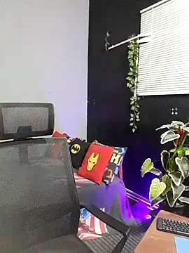 Snapshot of Rayansmith_ chatting on 10-10-25, 12:59 Rayansmith online show from 10-10-25, 12:59