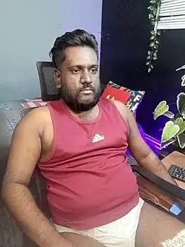 Snapshot of Rayansmith_ chatting on 10-28-25, 10:12 Rayansmith online show from 10-28-25, 10:12