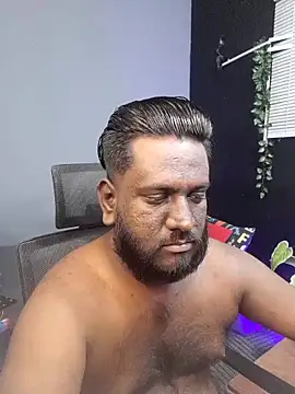 Snapshot of Rayansmith_ chatting on 10-29-25, 10:50 Rayansmith online show from 10-29-25, 10:50