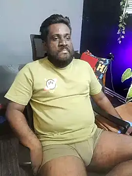 Snapshot of Rayansmith_ chatting on 11-11-25, 10:21 Rayansmith online show from 11-11-25, 10:21