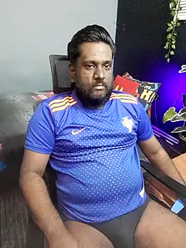 Snapshot of Rayansmith_ chatting on 11-17-25, 10:04 Rayansmith online show from 11-17-25, 10:04