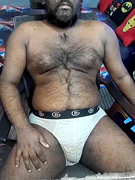 Snapshot of Rayansmith_ chatting on 12-21-25, 10:50 Rayansmith online show from 12-21-25, 10:50