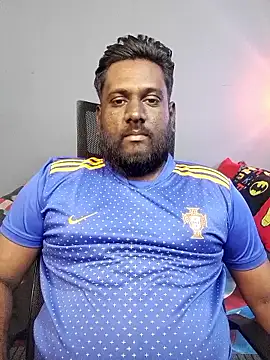 Snapshot of Rayansmith_ chatting on 01-06-26, 11:47 Rayansmith online show from 01-06-26, 11:47