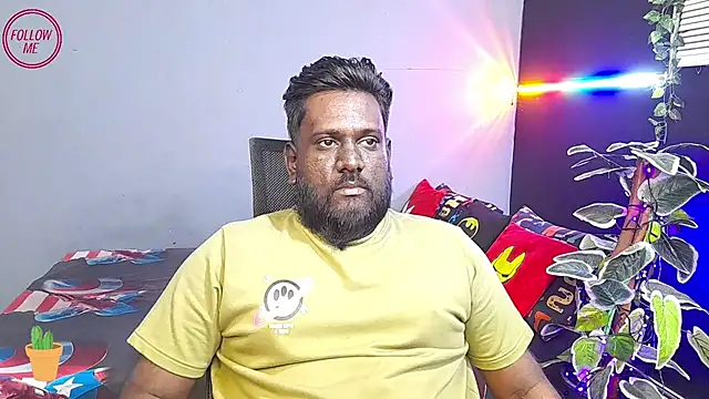 Snapshot of Rayansmith_ chatting on 01-07-26, 01:41 Rayansmith online show from 01-07-26, 01:41