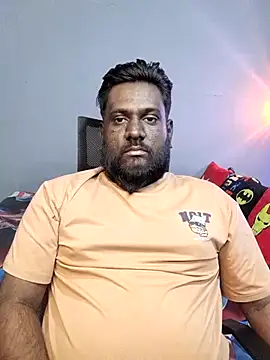 Snapshot of Rayansmith_ chatting on 01-08-26, 01:57 Rayansmith online show from 01-08-26, 01:57