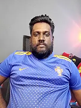 Snapshot of Rayansmith_ chatting on 01-11-26, 11:15 Rayansmith online show from 01-11-26, 11:15