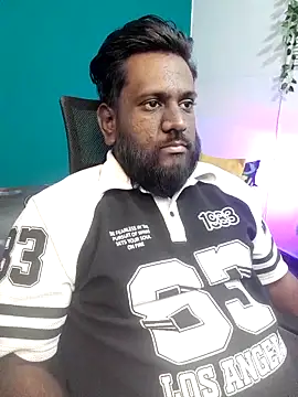 Snapshot of Rayansmith_ chatting on 02-11-26, 11:21 Rayansmith online show from 02-11-26, 11:21