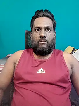 Snapshot of Rayansmith_ chatting on 02-13-26, 12:01 Rayansmith online show from 02-13-26, 12:01