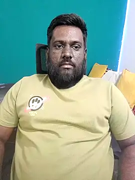 Snapshot of Rayansmith_ chatting on 03-11-26, 12:05 Rayansmith online show from 03-11-26, 12:05