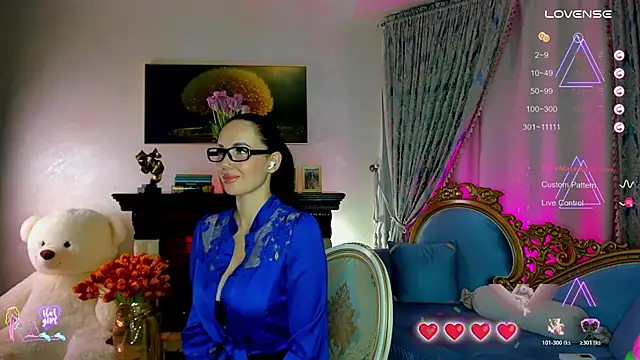 Snapshot of Black-Mamba- chatting on 03-11-26, 08:15 Black-Mamba- online show from 03-11-26, 08:15