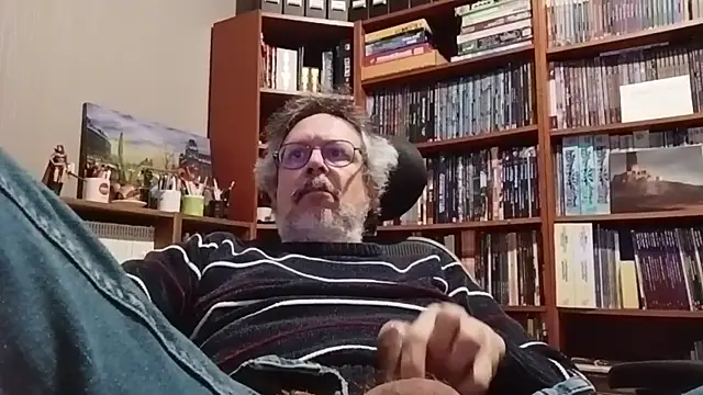 Mandra is a whore online show from 11-07-25, 10:21