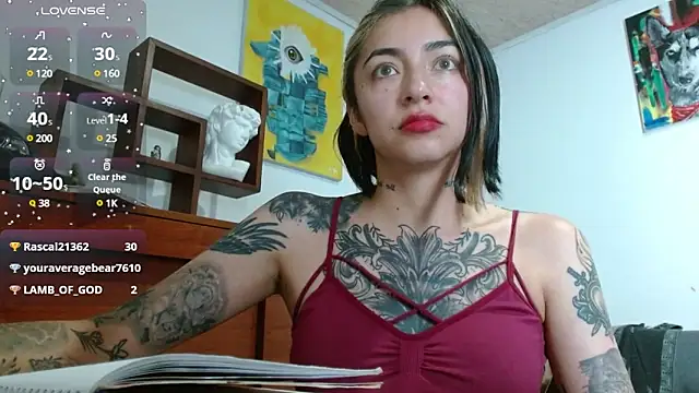 ZoeBakers  online show from 03-20-25, 12:19