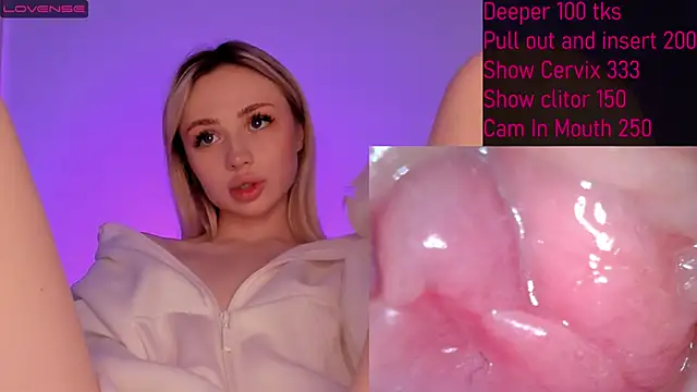 Snapshot of jannemary chatting on 01-25-25, 02:04 jannemary online show from 01-25-25, 02:04