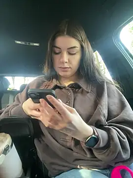 Snapshot of EllyNora chatting on 01-18-26, 10:41 EllyNora online show from 01-18-26, 10:41