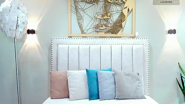 Snapshot of Paula_Desousa chatting on 11-21-25, 07:34 Paula Desousa online show from 11-21-25, 07:34