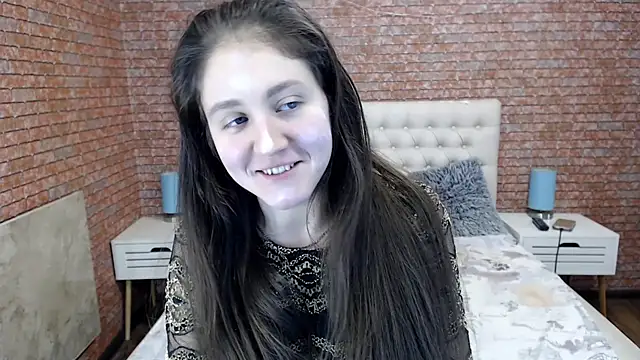 Holliy Cooper online show from 01-10-25, 06:09