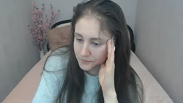 Holliy Cooper online show from 01-29-25, 09:33