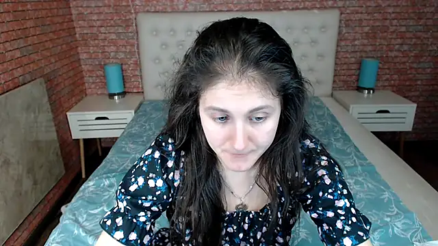 Holliy Cooper online show from 03-18-25, 10:46