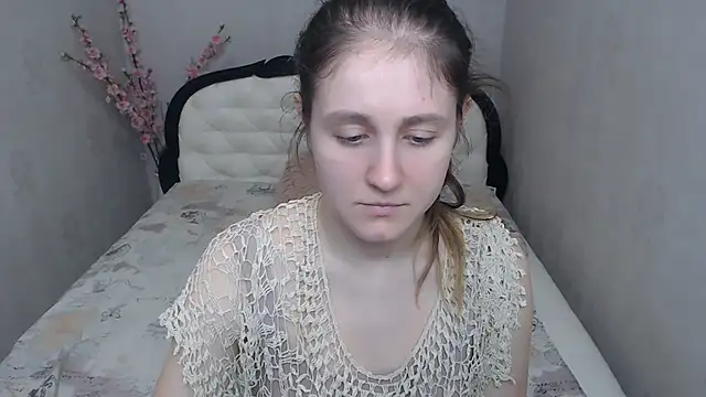 Holliy Cooper online show from 04-01-26, 08:48