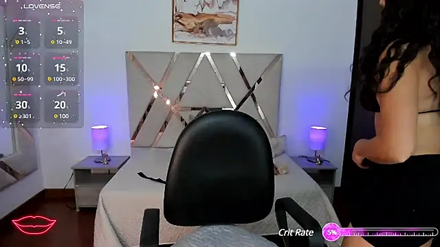 Snapshot of carolynne18 chatting on 12-06-24, 12:16 carolynne18 online show from 12-06-24, 12:16