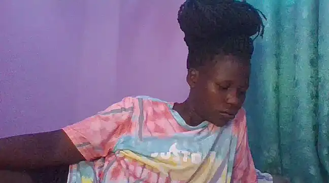 Snapshot of prettychic5 chatting on 03-07-25, 05:51 prettychic5 online show from 03-07-25, 05:51