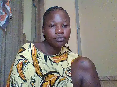 Snapshot of prettychic5 chatting on 01-09-26, 06:38 prettychic5 online show from 01-09-26, 06:38