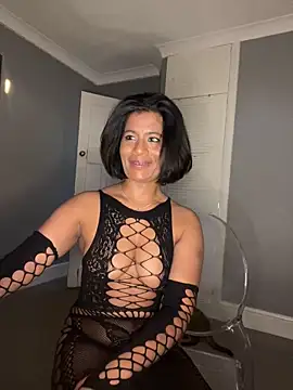 Snapshot of RoseMelanie chatting on 03-20-25, 06:30 RoseMelanie online show from 03-20-25, 06:30