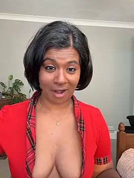 Snapshot of RoseMelanie chatting on 02-25-26, 07:40 RoseMelanie online show from 02-25-26, 07:40