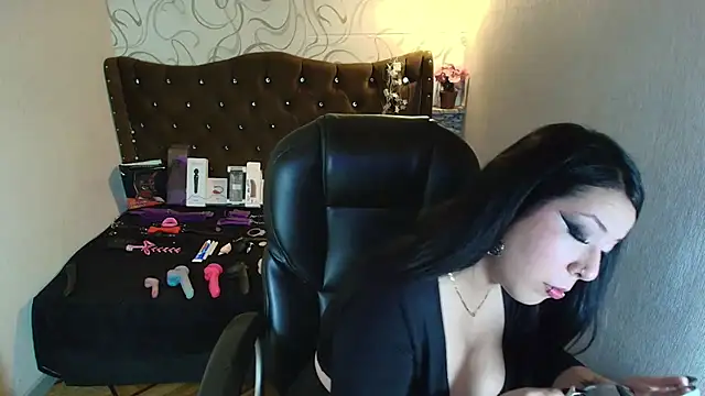 HannaCarrter online show from 08-02-26, 12:36