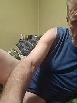 Snapshot of cmagic9 chatting on 02-16-26, 06:48 cmagic9 online show from 02-16-26, 06:48