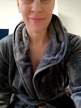 DarleenHot online show from 12-22-24, 10:38