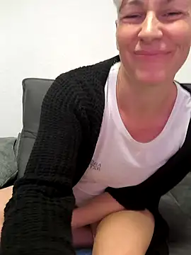 DarleenHot online show from 10-21-25, 06:30