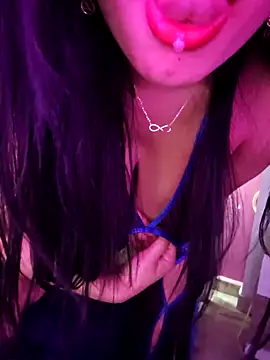 Snapshot of Zeina2024 chatting on 09-13-25, 08:58 Zeina2024 online show from 09-13-25, 08:58