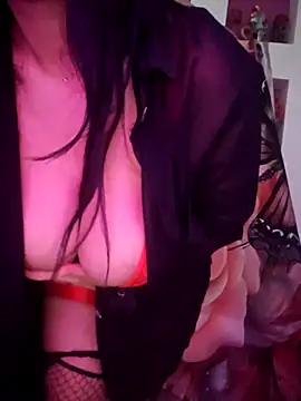 Snapshot of Zeina2024 chatting on 12-21-25, 09:22 Zeina2024 online show from 12-21-25, 09:22