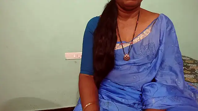 Snapshot of shrutitelugu69 chatting on 02-09-26, 06:17 shrutitelugu69 online show from 02-09-26, 06:17