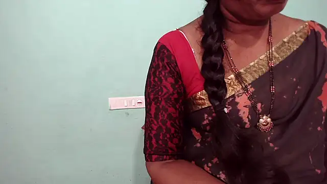 Snapshot of shrutitelugu69 chatting on 02-11-26, 02:00 shrutitelugu69 online show from 02-11-26, 02:00