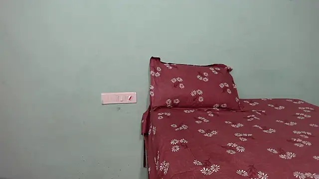 Snapshot of shrutitelugu69 chatting on 02-18-26, 02:02 shrutitelugu69 online show from 02-18-26, 02:02