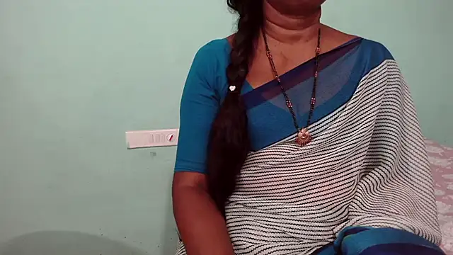 Snapshot of shrutitelugu69 chatting on 02-23-26, 02:25 shrutitelugu69 online show from 02-23-26, 02:25