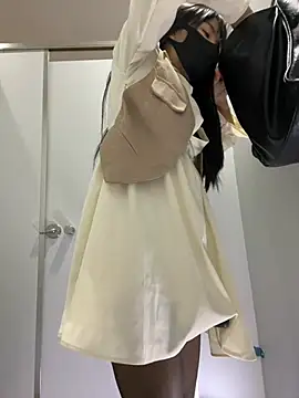 Snapshot of Asia-Lynn chatting on 03-21-25, 02:07 Asia-Lynn online show from 03-21-25, 02:07