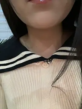 Snapshot of Asia-Lynn chatting on 03-22-25, 11:11 Asia-Lynn online show from 03-22-25, 11:11