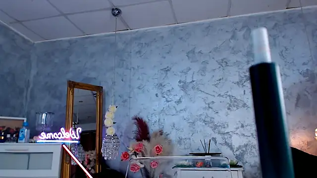 yuukenzi online show from 12-13-24, 05:16