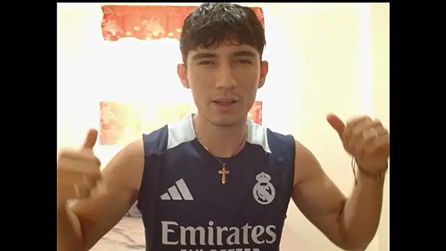 Snapshot of ChicoMaloFfF chatting on 01-16-26, 08:35 ChicoMaloFfF online show from 01-16-26, 08:35