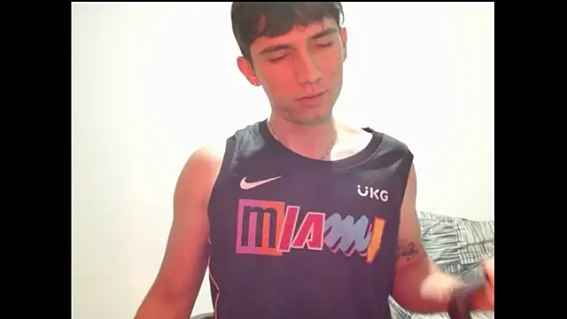 Snapshot of ChicoMaloFfF chatting on 02-21-26, 02:34 ChicoMaloFfF online show from 02-21-26, 02:34