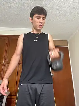 Snapshot of ChicoMaloFfF chatting on 03-06-26, 02:35 ChicoMaloFfF online show from 03-06-26, 02:35