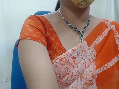 Snapshot of Lovely_Siri_23 chatting on 11-15-25, 06:55 Lovely Siri 23 online show from 11-15-25, 06:55